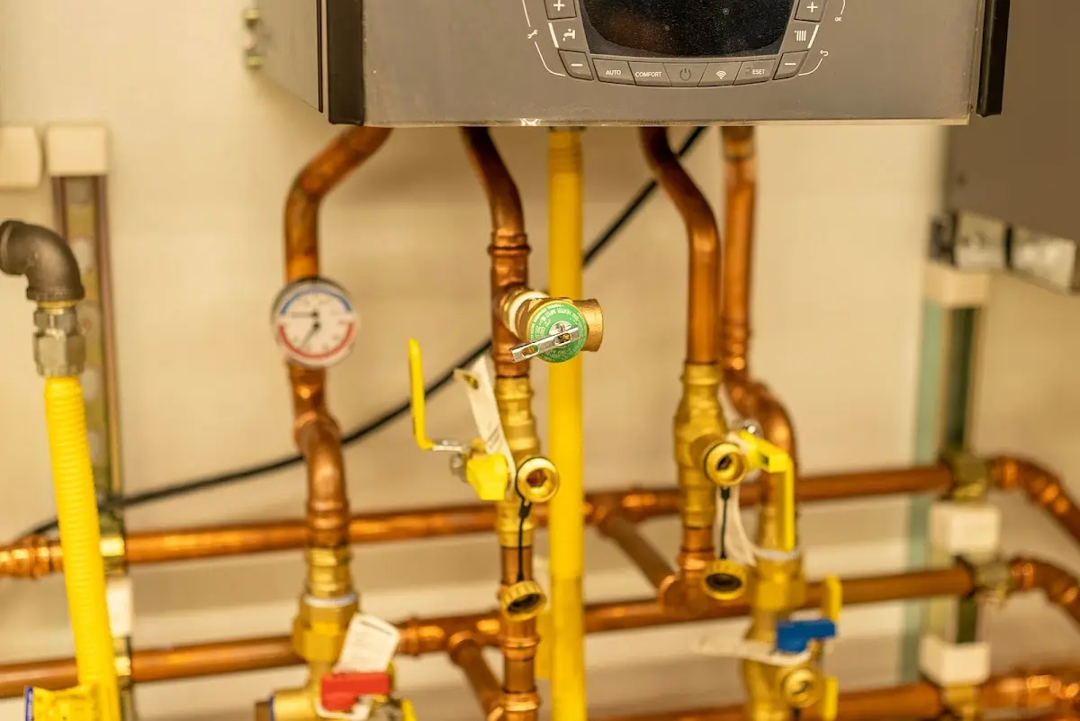 Licensed technician providing Pipe Repair for a homeowner in Minisink